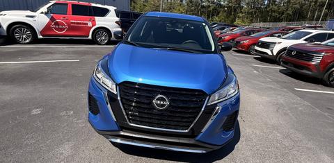 Nissan Kicks Play 2025