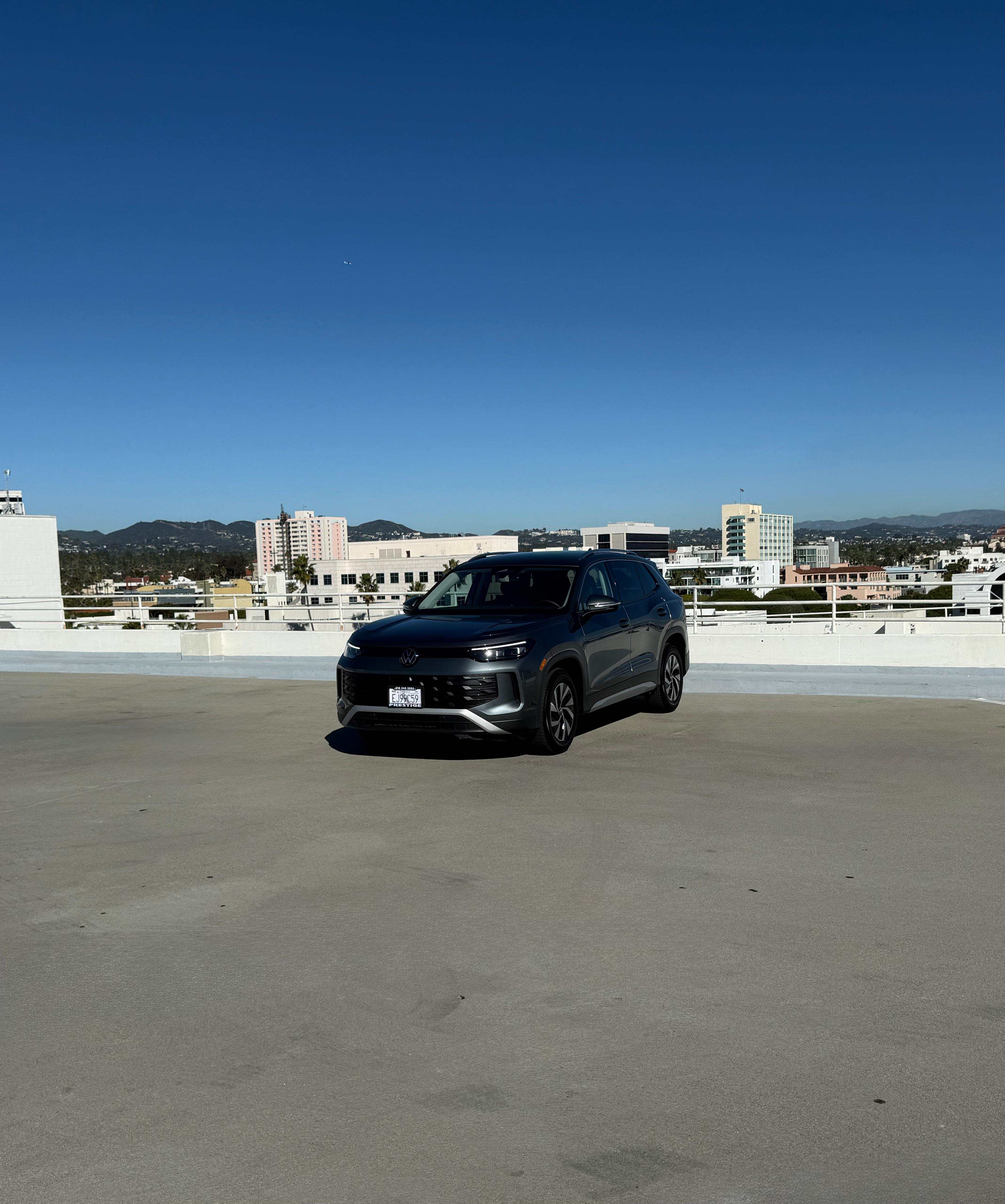 Volkswagen Tiguan 2025 in Los Angeles, CA