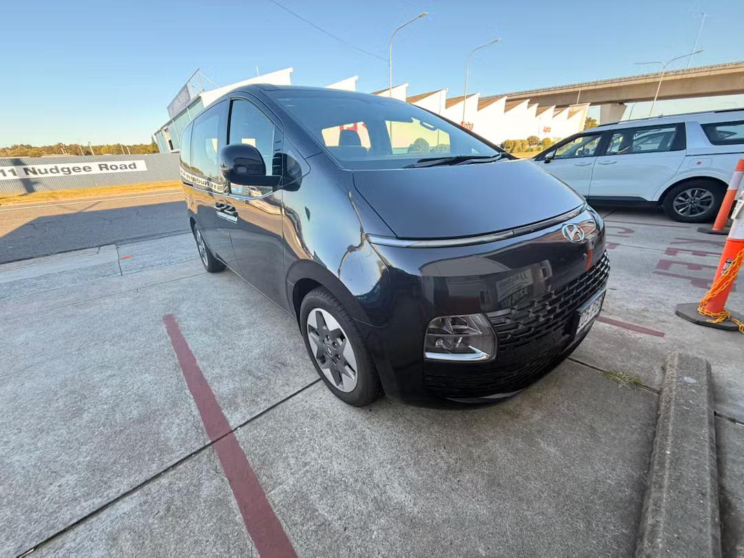 Hyundai STARIA 2022 in Hendra