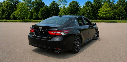 Toyota Camry 2021