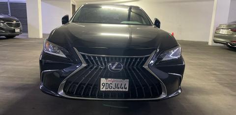 Lexus ES 2022