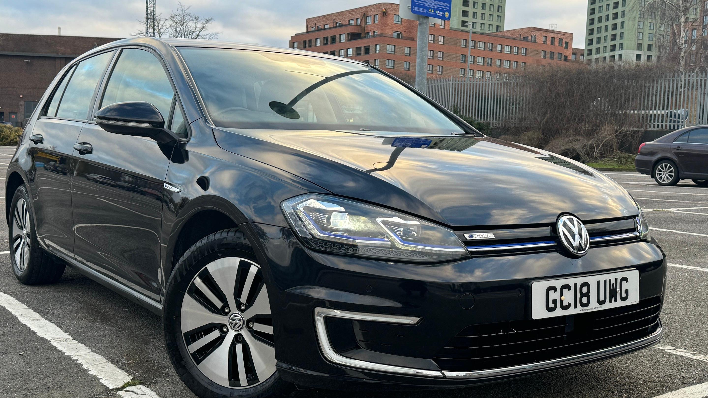 Volkswagen Golf EV 2018 in London