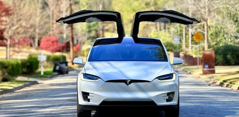 Tesla Model X 2020
