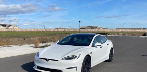 Tesla Model S 2021