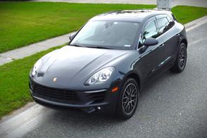 Porsche Macan car