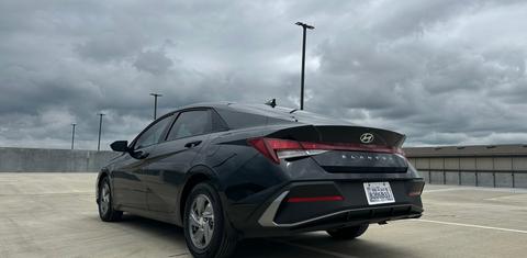 Hyundai Elantra 2025