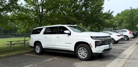 Chevrolet Suburban 2025