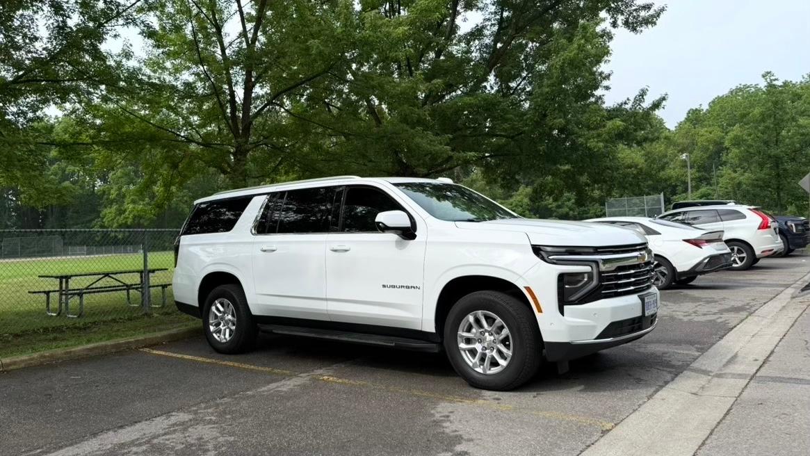 Chevrolet Suburban 2025 in Oakville, ON