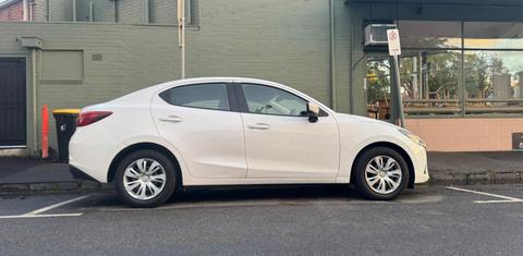 Mazda MAZDA2 2018