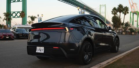 Tesla Model Y 2026