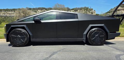 Tesla Cybertruck 2024