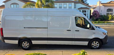 Mercedes-Benz eSprinter Cargo 2024