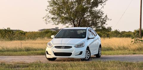 Hyundai Accent 2015