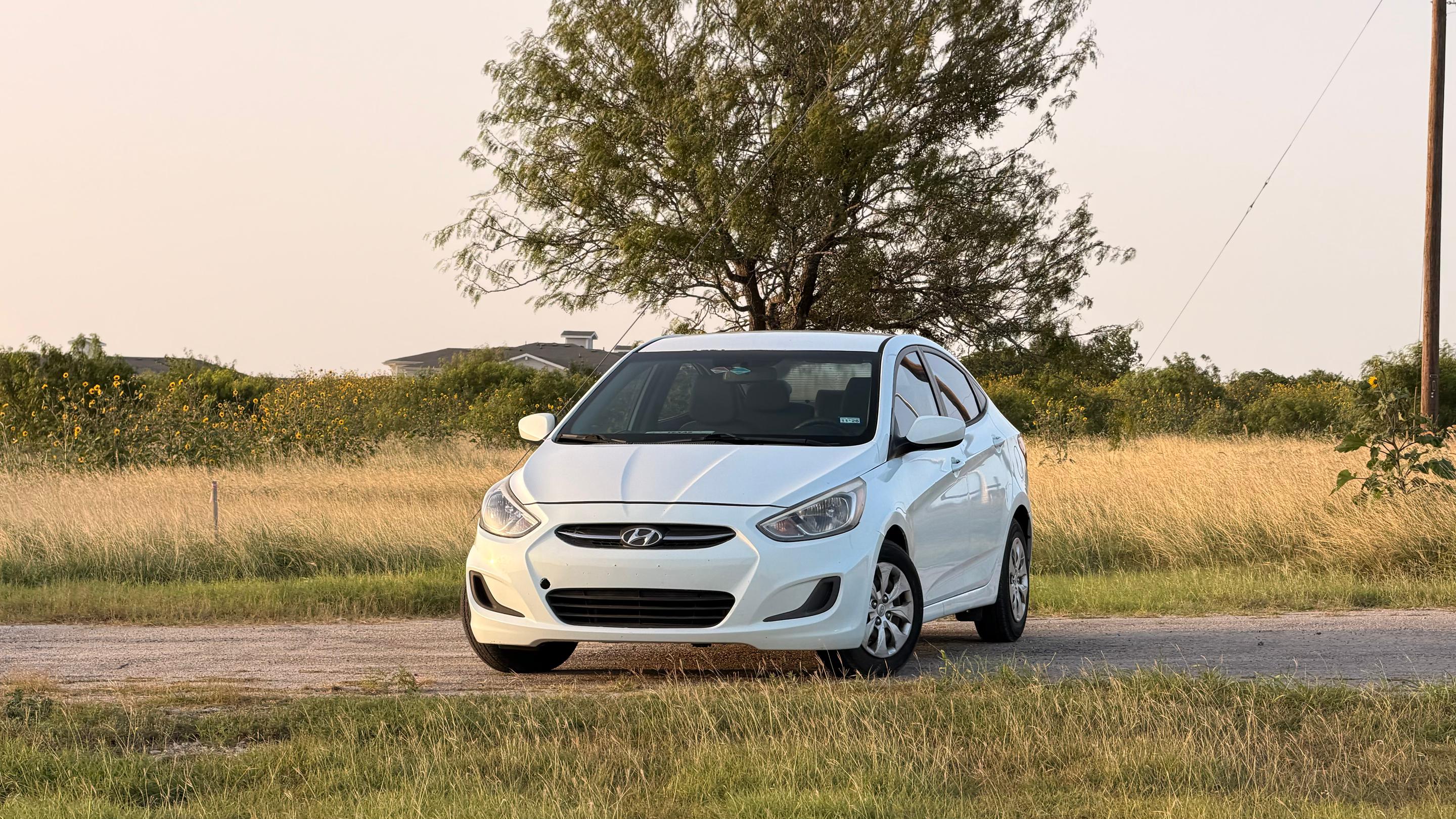 Hyundai Accent 2015 in Kyle, TX