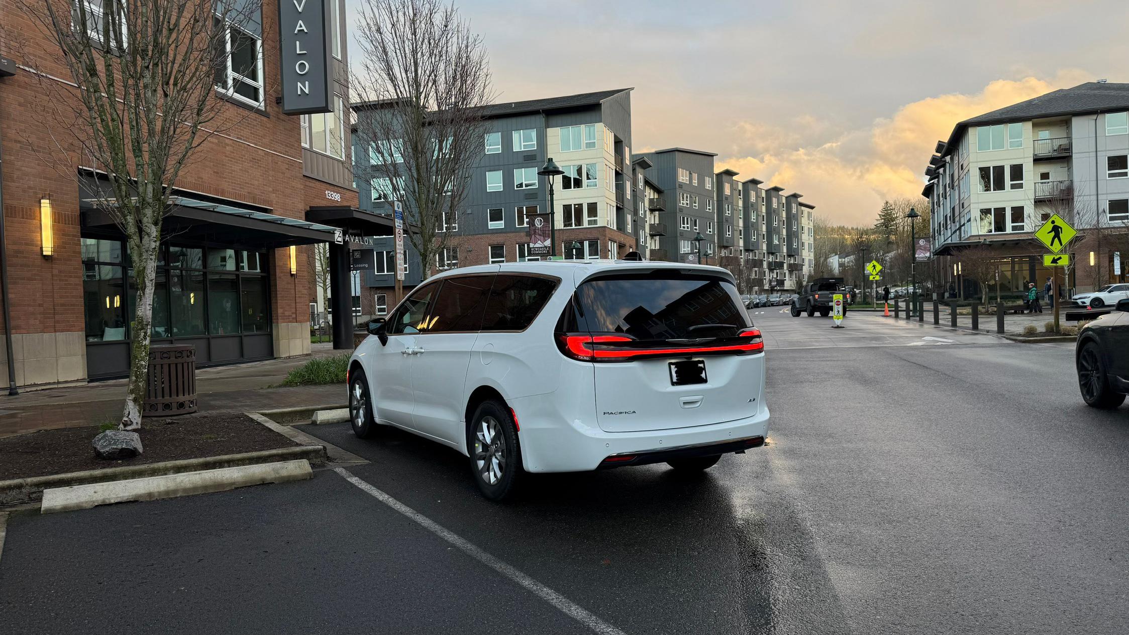 Chrysler Pacifica 2026 in Bellevue, WA