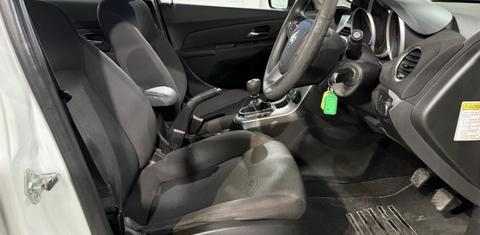 Holden CRUZE 2016