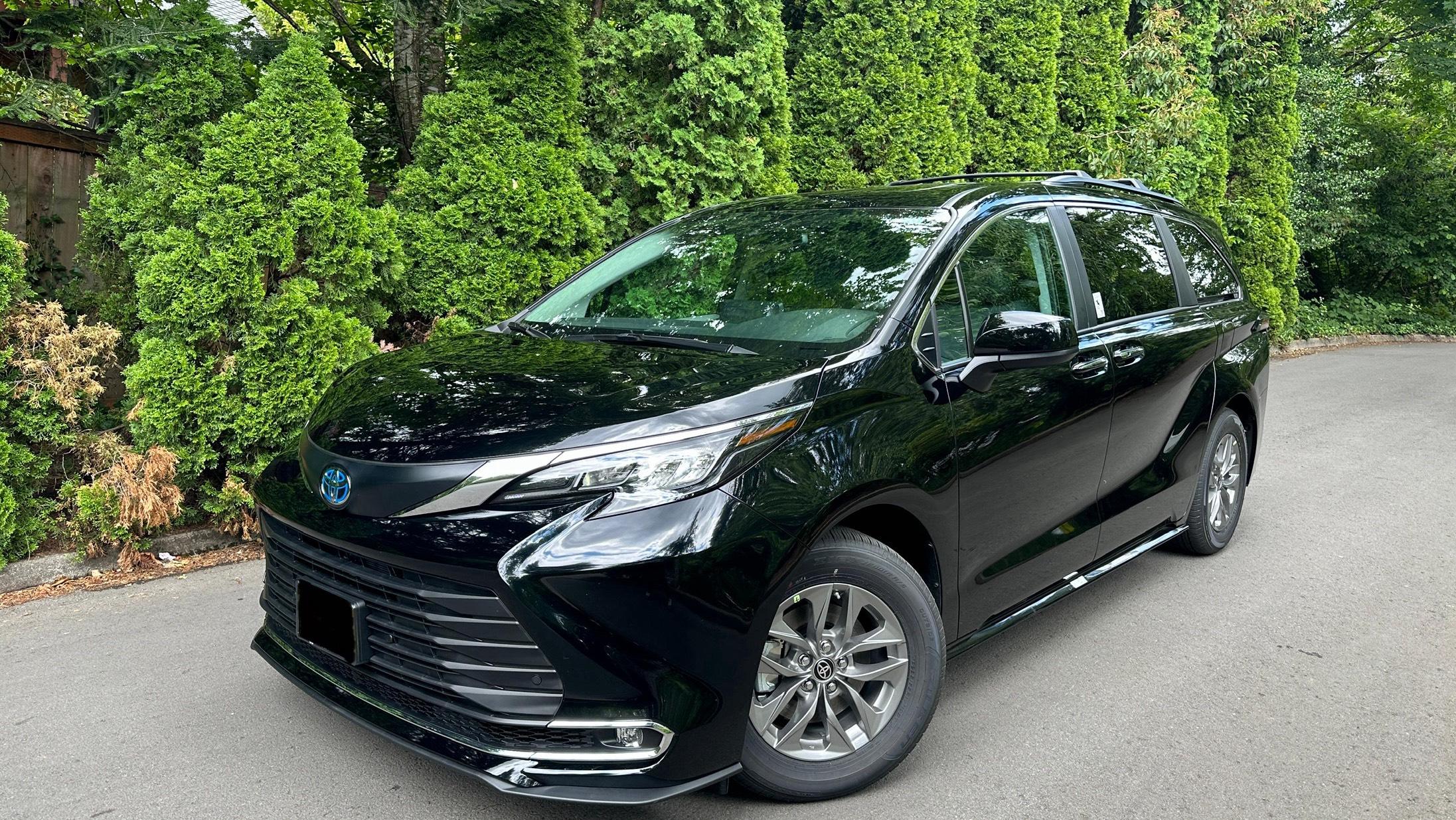 Toyota Sienna 2024 in SeaTac, WA