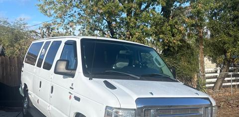 Ford Econoline 2014