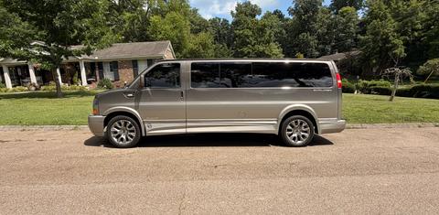 GMC Savana Cargo 2023