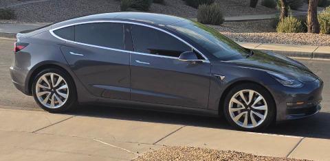 Tesla Model 3 2020