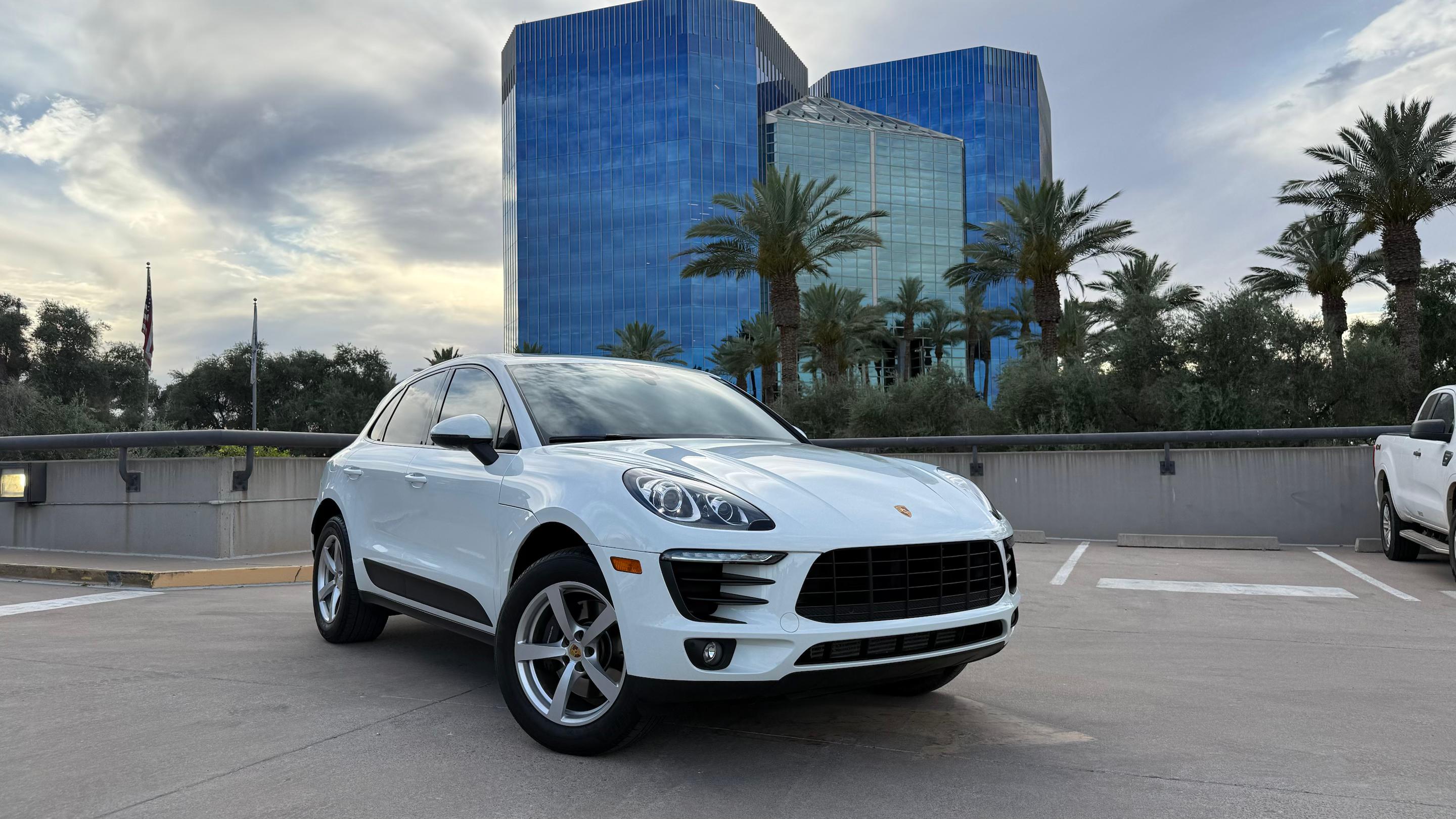 Porsche Macan 2017 in Phoenix, AZ