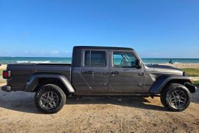 Jeep Gladiator 2026 in Honolulu