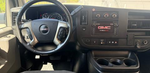 GMC Savana 2016