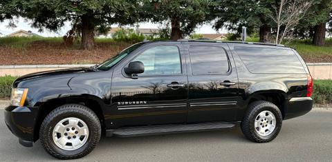 Chevrolet Suburban 2014