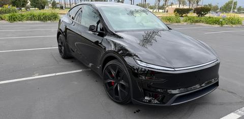Tesla Model Y 2026
