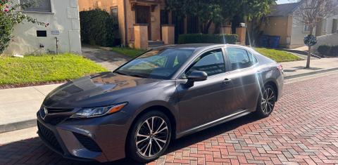 Toyota Camry 2019