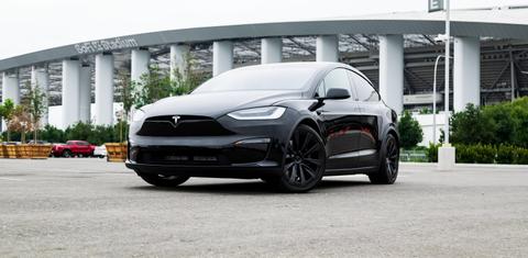 Tesla Model X 2022