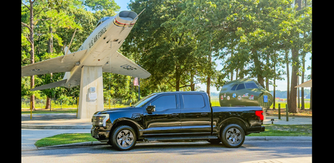 Ford F-150 Lightning 2023