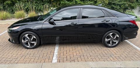 Hyundai Elantra 2023