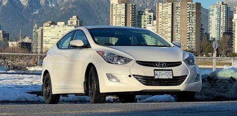 Hyundai Elantra 2012
