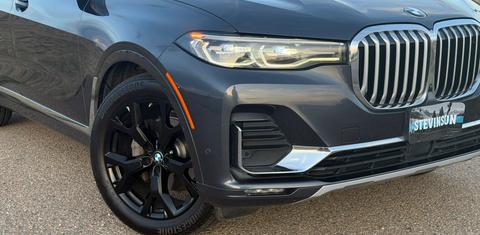 BMW X7 2021