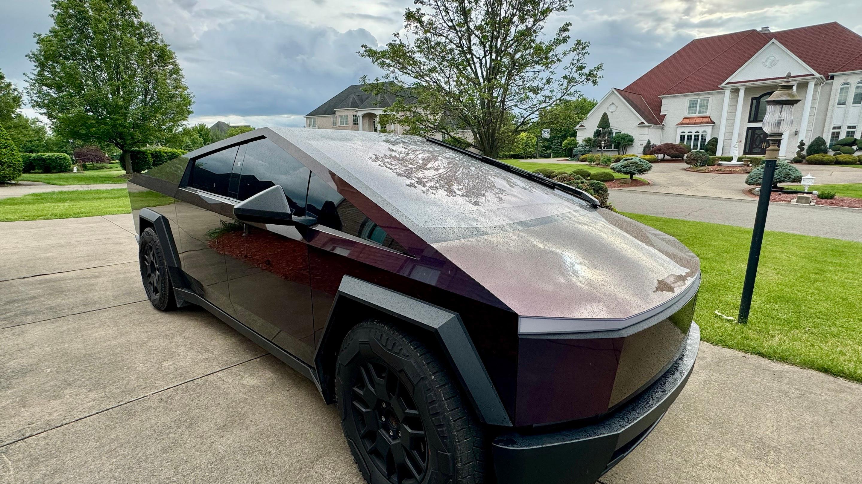 Tesla Cybertruck 2024 in Moon Township, PA