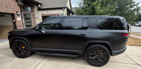 Rivian R1S 2024