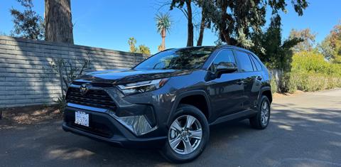 Toyota RAV4 Hybrid 2025