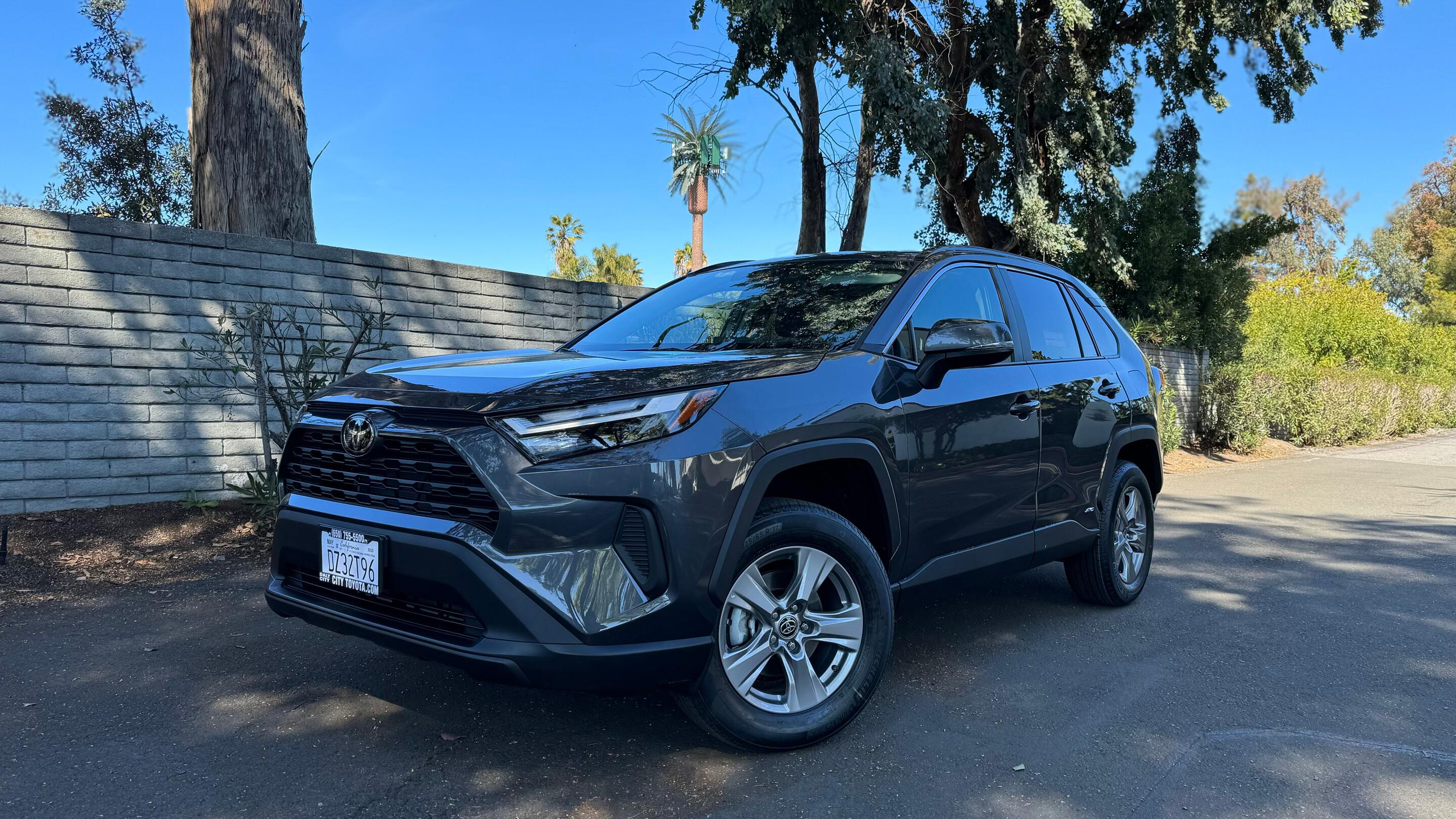 Toyota RAV4 Hybrid 2025 in Sunnyvale, CA