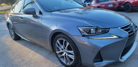 Lexus IS 2018