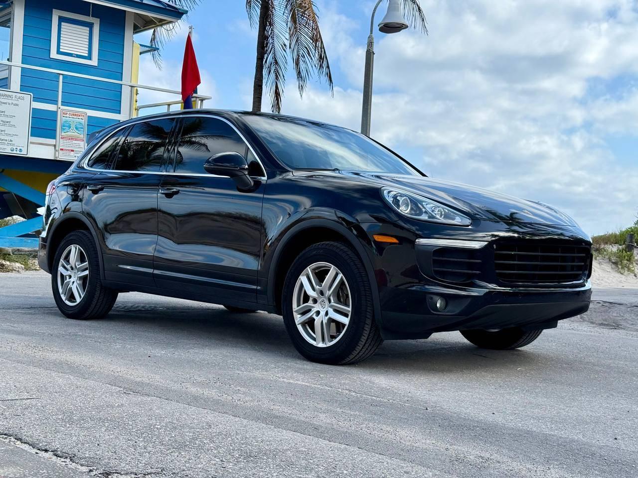 Porsche Cayenne 2018 in Hollywood, FL