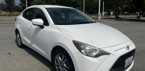 Toyota Yaris 2017