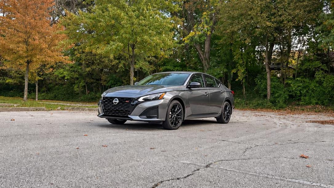 Nissan Altima 2026 in Cleveland, OH