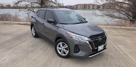Nissan Kicks Play 2025