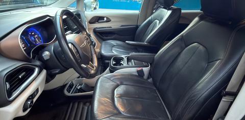Chrysler Pacifica 2017