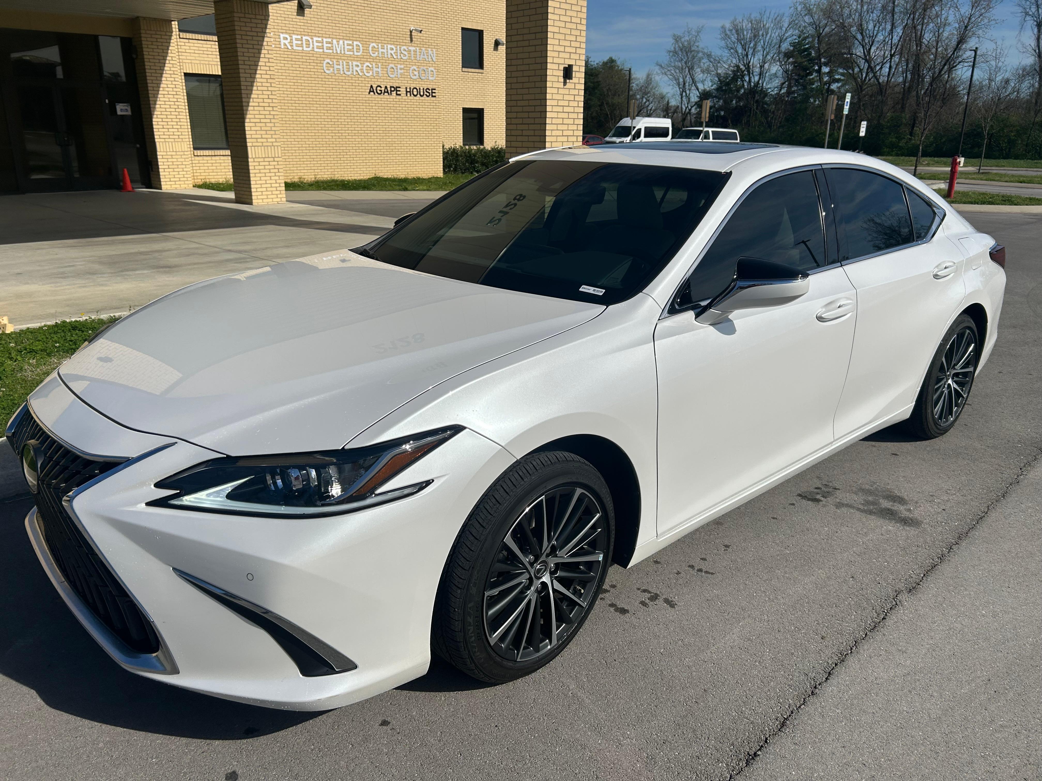 Lexus ES 2024 in Nashville, TN