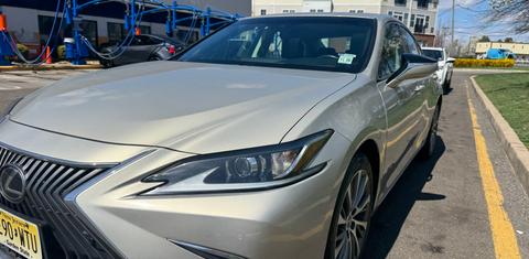 Lexus ES 2021