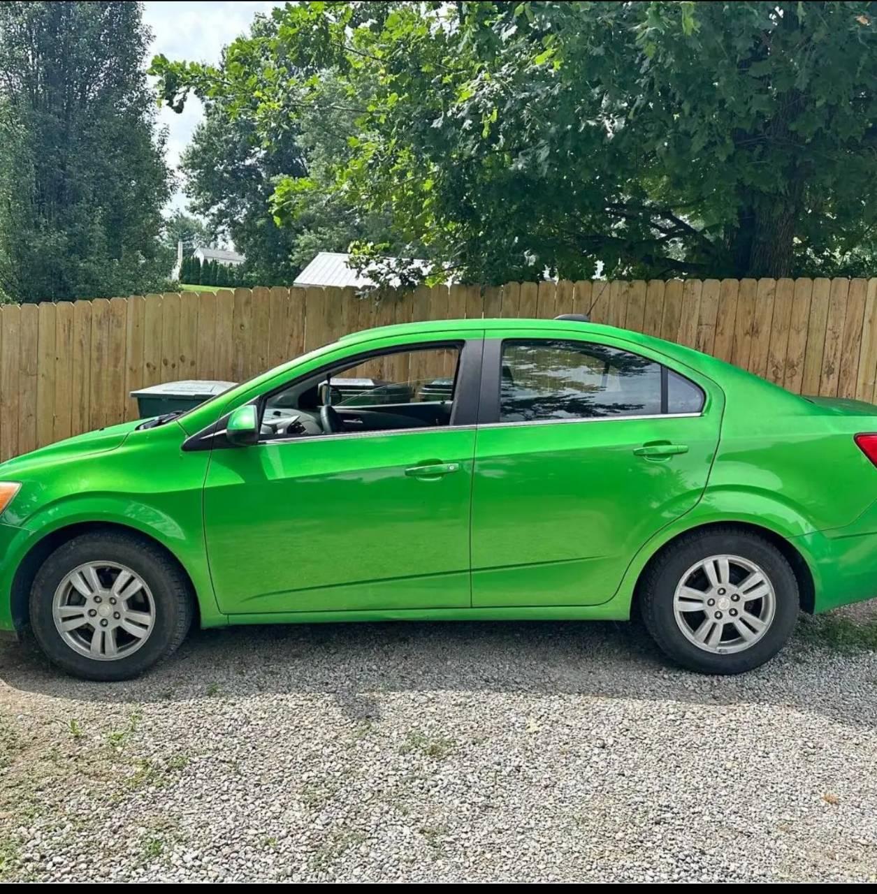 Chevrolet Sonic 2016 in 