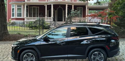 Hyundai Tucson Hybrid 2025