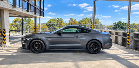 Ford MUSTANG 2021